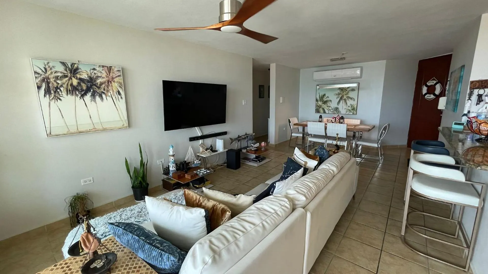 Ocean & Marina Views 3 Bedroom 2 Bathroom Luxury Condo Fajardo 0*,  Porto Rico